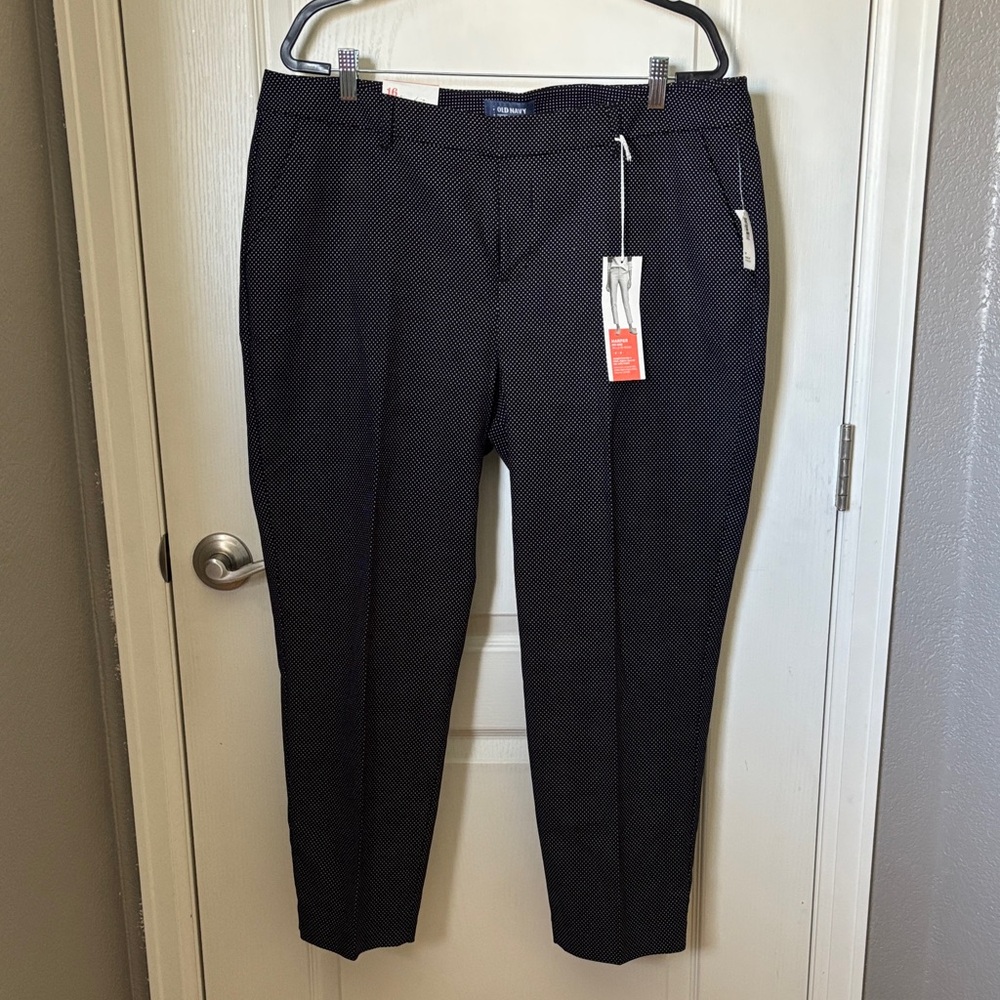 Old Navy Women's Black Cropped Pants